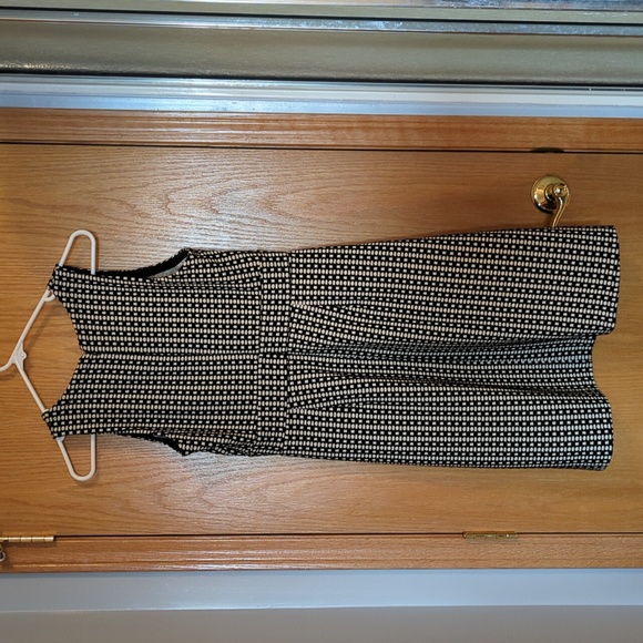 LOFT Black and White Dress - Picture 2 of 3